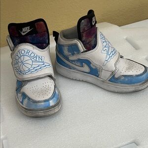 Nike Kids Sky Jordan High-Top Sneakers in White, Light Blue & Galaxy